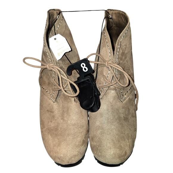 NWT Time and True 8 Women's Chelsea Ankle Boots 3 Inch Wedge Heel Shoe New - Picture 3 of 7